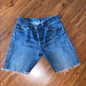 Vintage Highwaisted Levi’s demin shorts